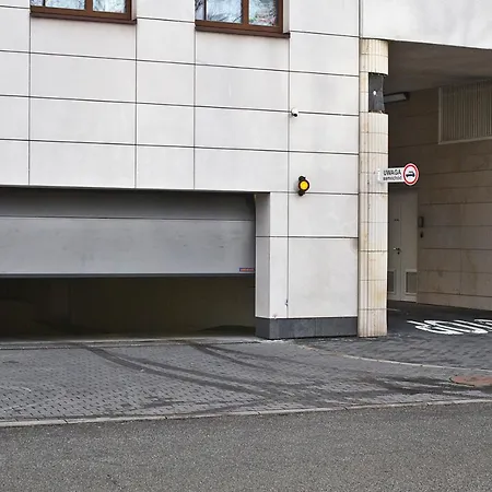 Siedmiogrodzka P&o Serviced Varşova