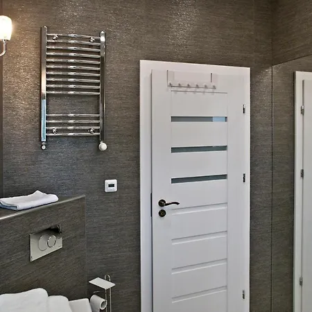 Siedmiogrodzka P&o Serviced Varşova