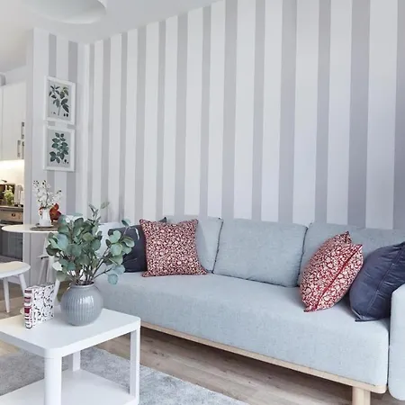 Siedmiogrodzka P&o Serviced *