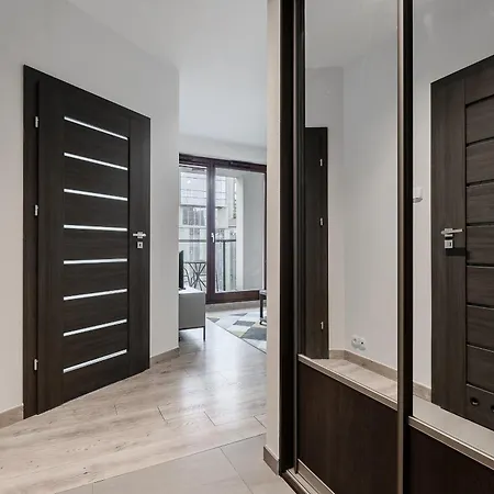 Siedmiogrodzka P&o Serviced Daire *