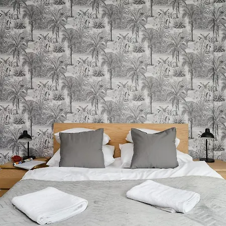 Siedmiogrodzka P&o Serviced *