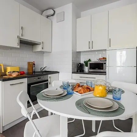 Lägenhet P&o Siedmiogrodzka - Close To Rondo Daszynskiego Metro Station Warszawa