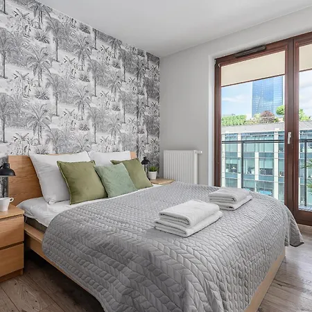 P&o Siedmiogrodzka - Close To Rondo Daszynskiego Metro Station * Warszawa
